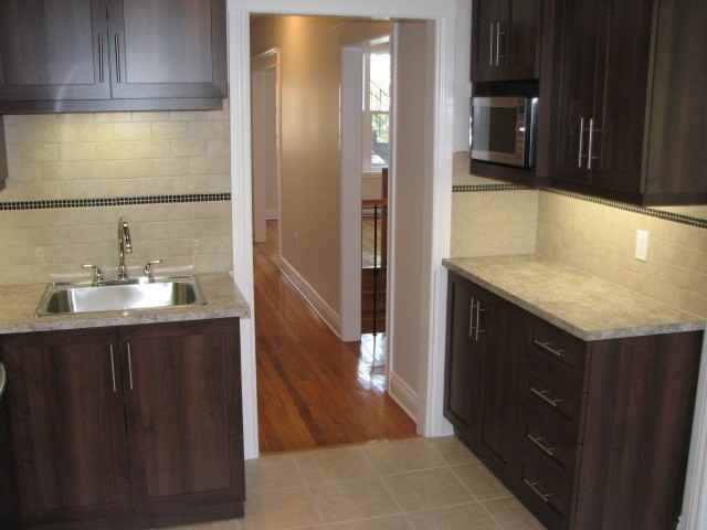 802 4e Avenue - Photo 6 of 15