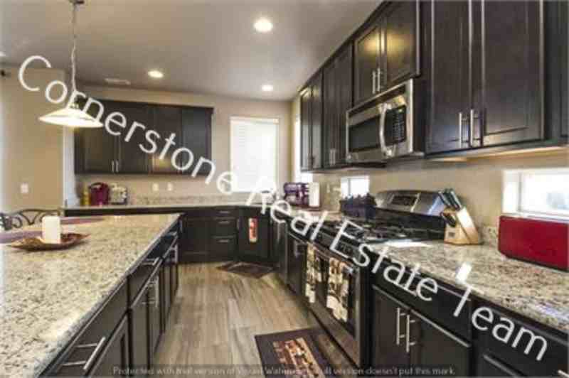 10675 Abrams Dr - Photo 3 of 29