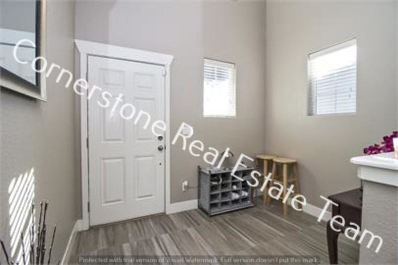 10675 Abrams Dr - Photo 4 of 29