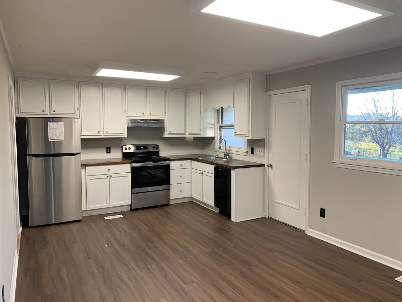 1465 Irwinton Rd #1 - Photo 3 of 6