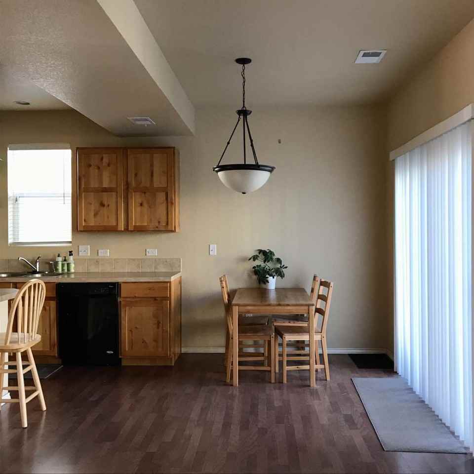 514 Bannock St #1 - Photo 3 of 17