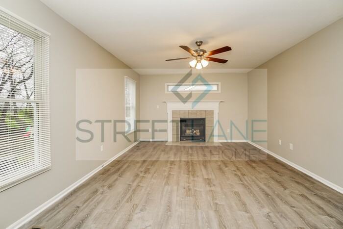 6391 Streams End Dr - Photo 3 of 15