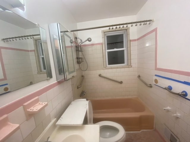 2423 E Northern Pkwy #2 - Photo 3 of 6