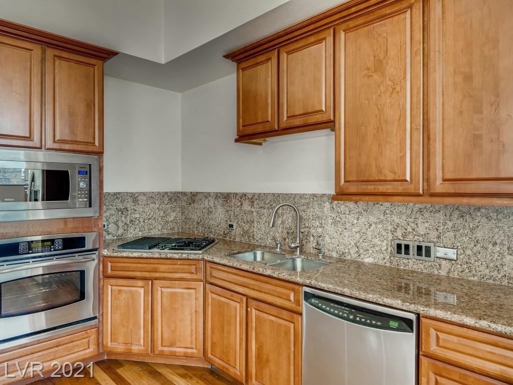 360 East Desert Inn Road - 1702 #1702 - Photo 3 of 9