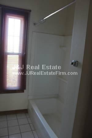 42 Rankin St 3 - Photo 3 of 5