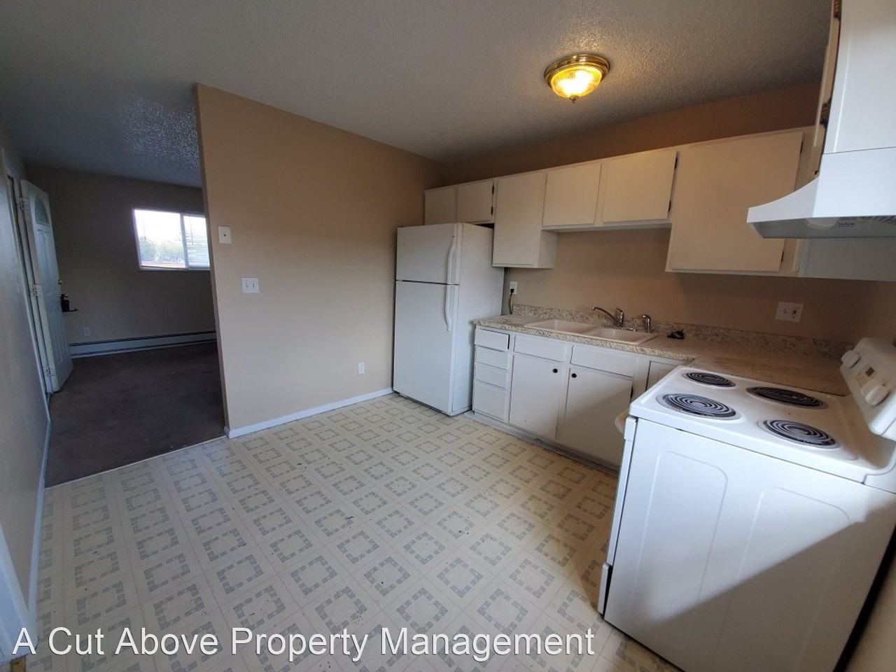 1709 Hampton South - Photo 2 of 6