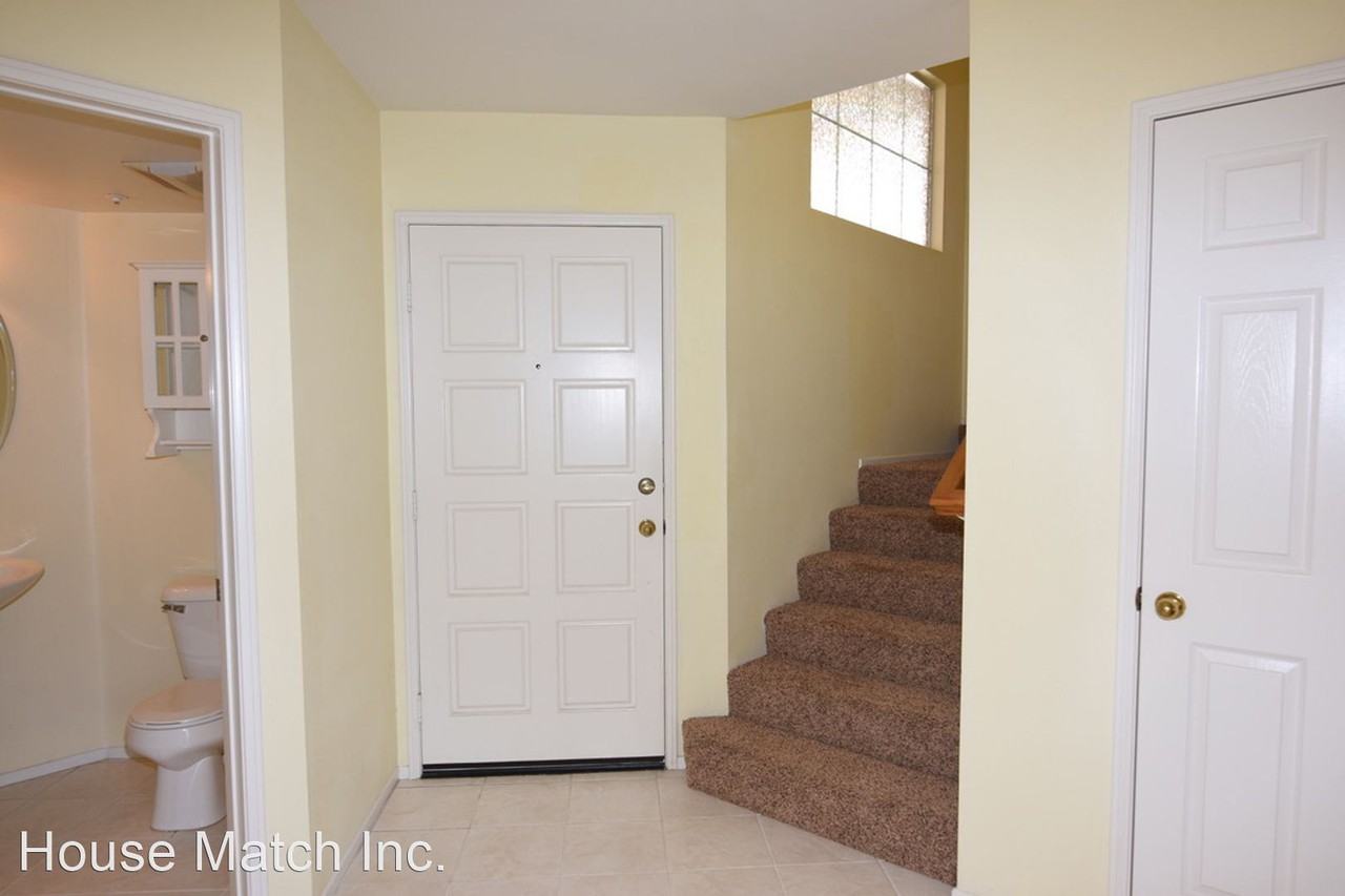 31977 Arlington Cir - Photo 3 of 24