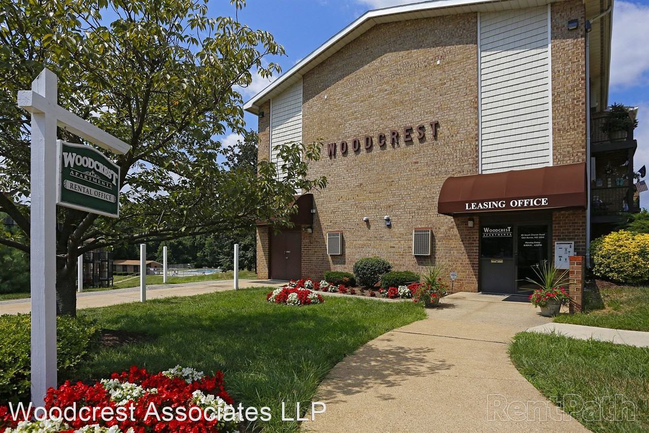 Woodcrest Apartments - Photo 3 of 4