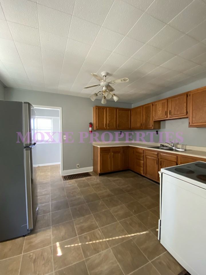 2219 N Buckeye St - Photo 3 of 6