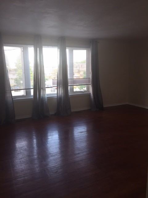 2954 Islington Ave - Photo 2 of 13