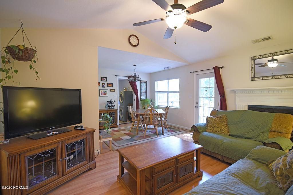 503 Maplehurst Drive - Photo 2 of 5