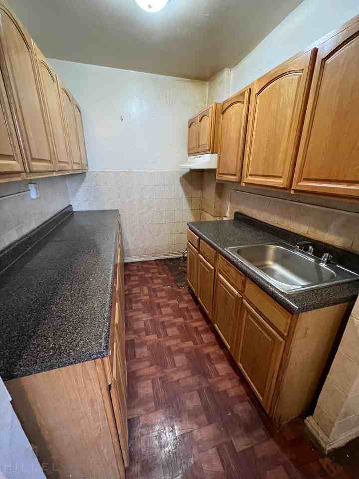 4015 Hampton St #G5 - Photo 3 of 15