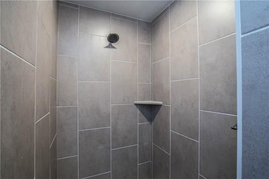 2609 Foxglove Ln #1 - Photo 7 of 18