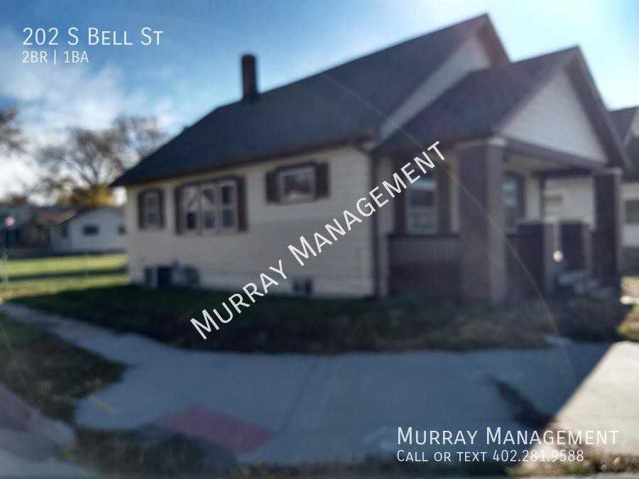 202 S Bell St - Photo 2 of 18