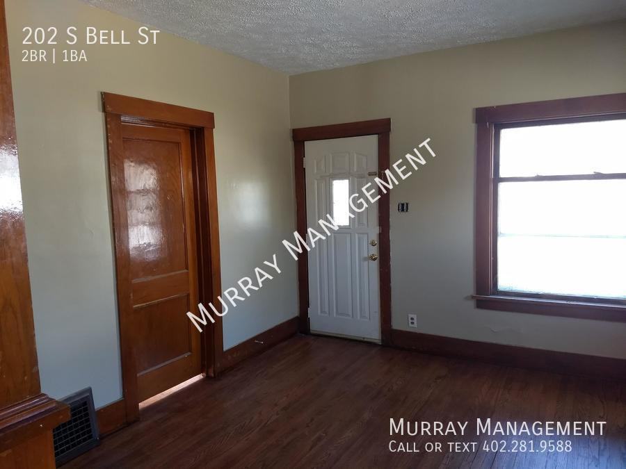 202 S Bell St - Photo 3 of 18