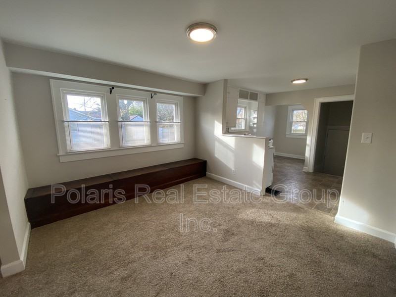 1102 North Emerson Avenue - Photo 6 of 25