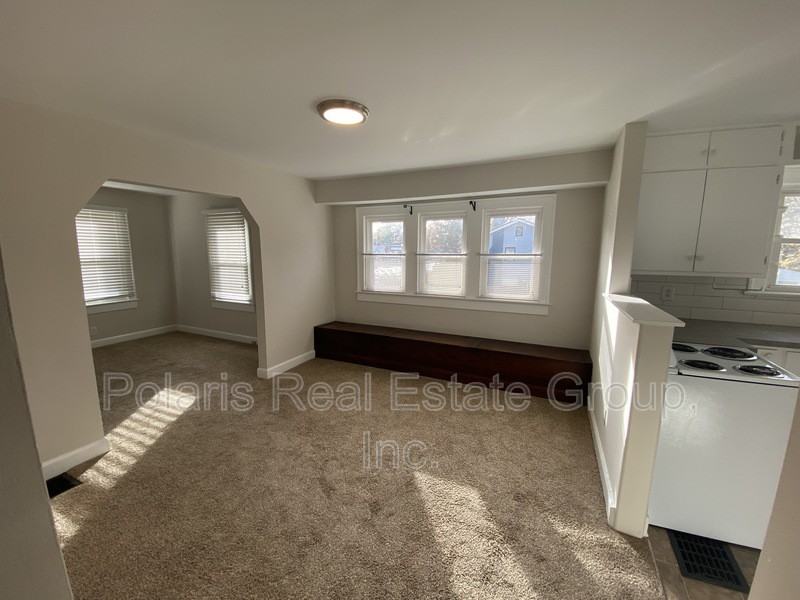 1102 North Emerson Avenue - Photo 7 of 25