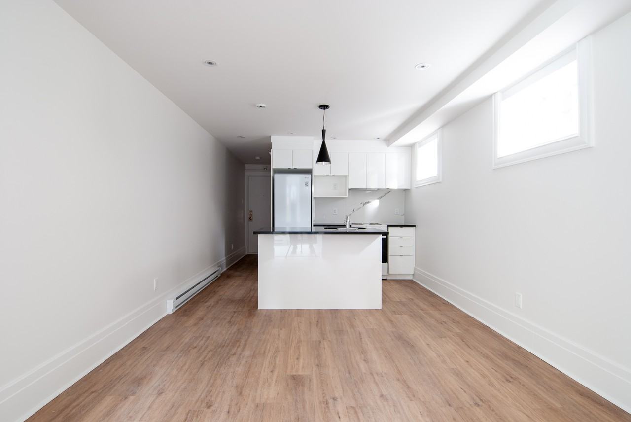 5315 Avenue du Parc - Photo 2 of 7