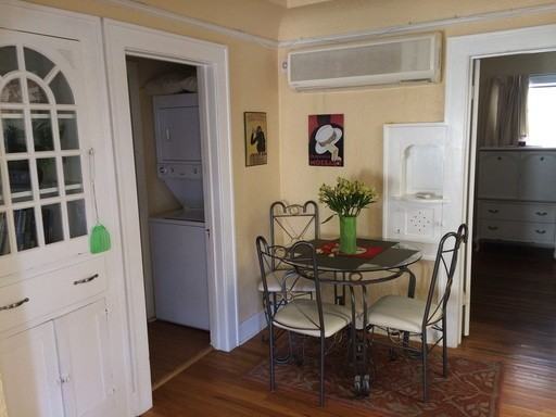 607 W 1st St - Photo 2 of 7