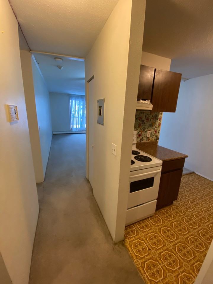 10916 101 Ave #202