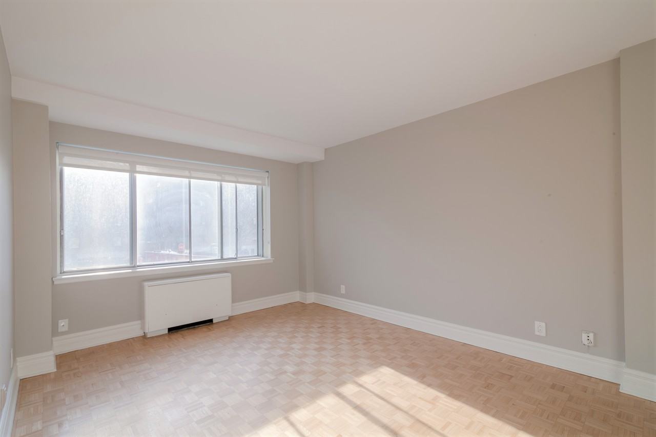 4555 Avenue Bonavista Apartments 4545 Av Bonavista, Montréal, QC H3W