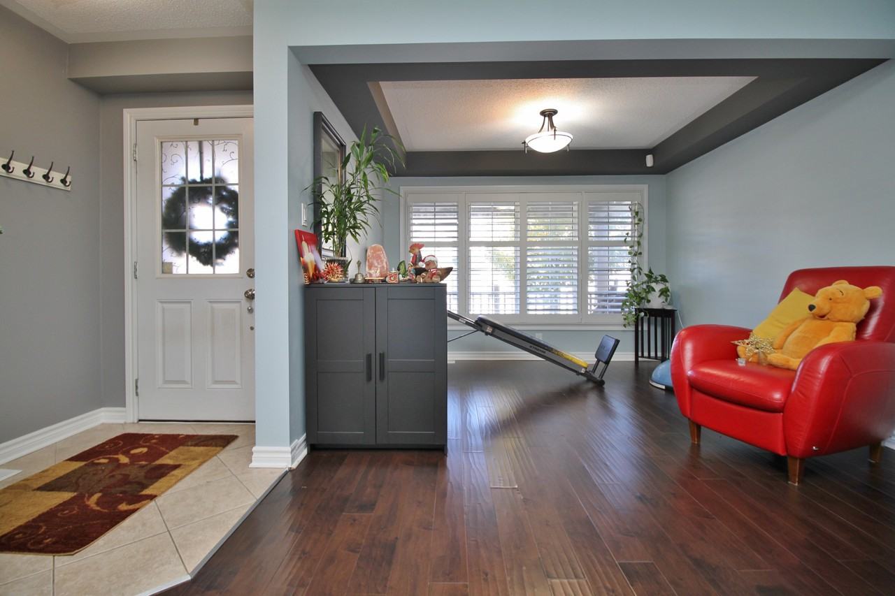 1824 Maple Grove - Photo 2 of 30