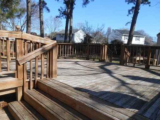 570 Windjammer Crescent - Photo 3 of 14