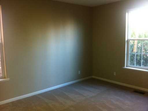 2431 Overlook Dr - Photo 2 of 18