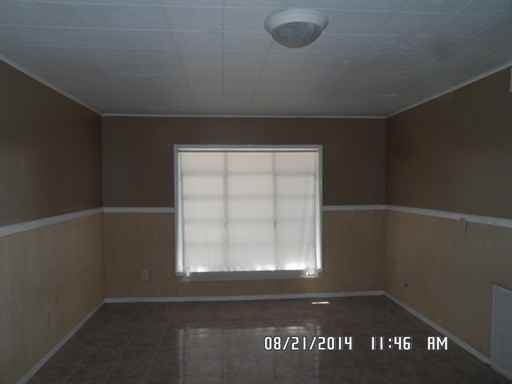 2045 Shasta St - Photo 2 of 13