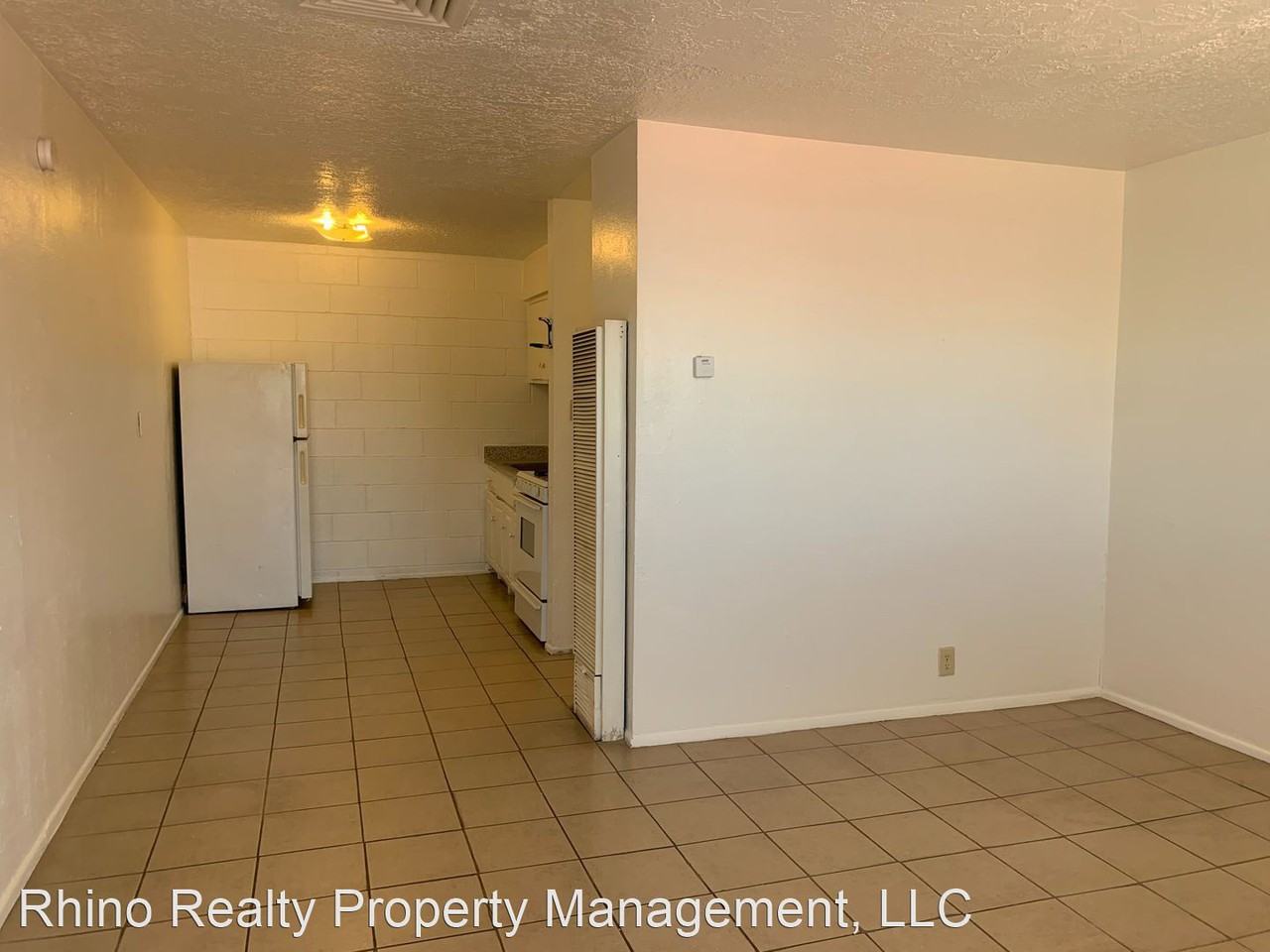 200 Pennsylvania St NE - Photo 2 of 8