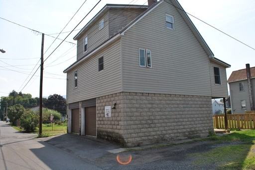 631 E Main St - Photo 2 of 14