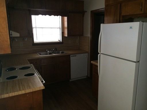 280 Handley Ct - Photo 2 of 5