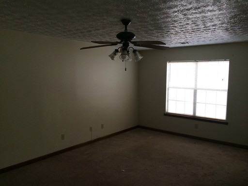 280 Handley Ct - Photo 3 of 5