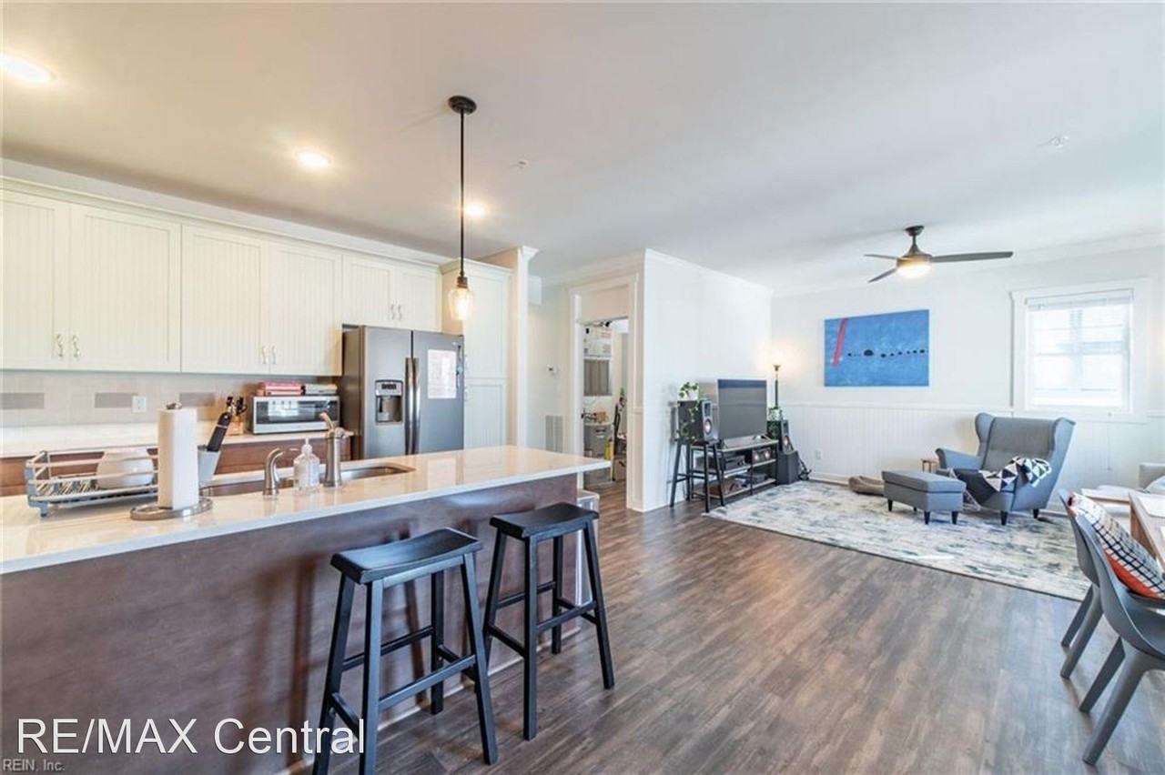 7922 N Shore Rd #319 - Photo 3 of 10