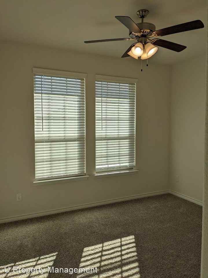 3106 Maverick Dr - Photo 3 of 24