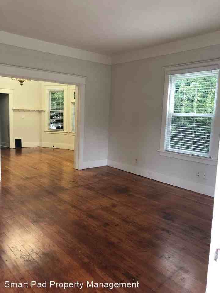 931 S Cushman Ave - Photo 3 of 22