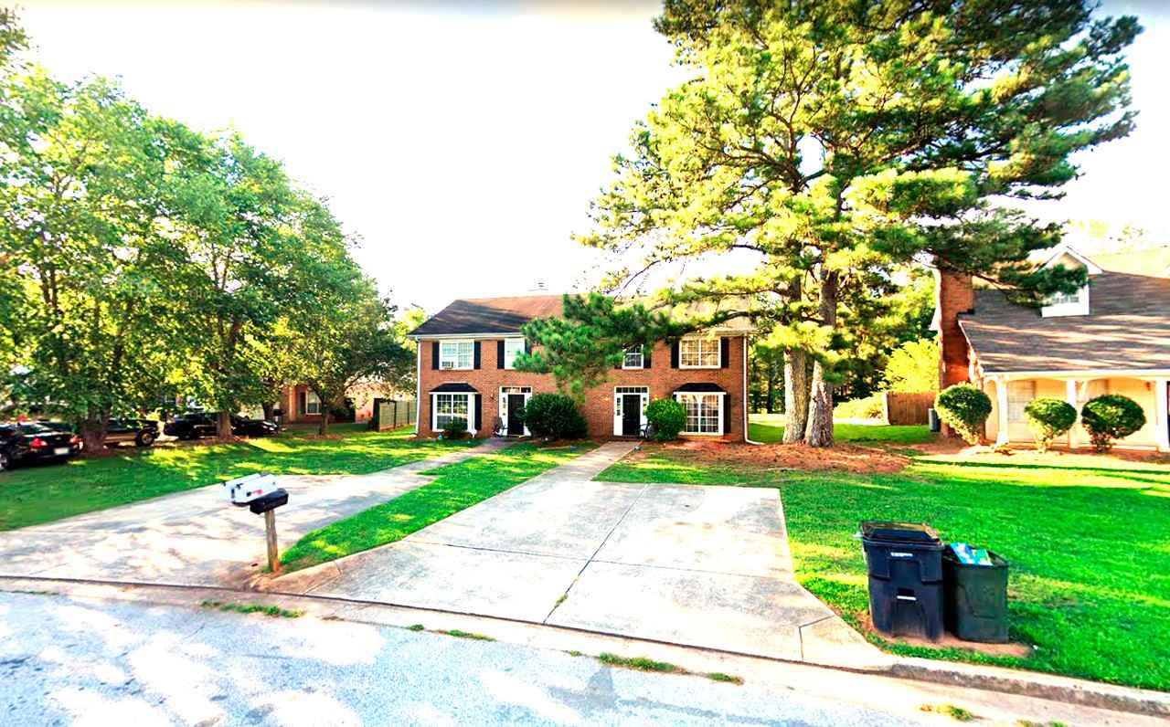 2133 Hickory Bnd Se #A - Photo 2 of 2