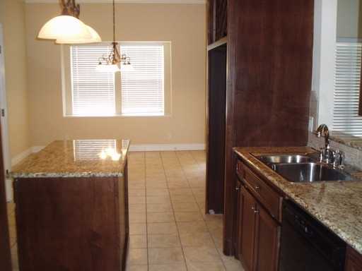 15001 Jefferson Ln - Photo 3 of 16