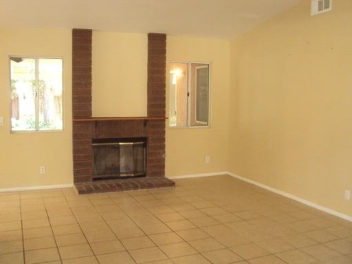 2099 Rosemary Ct - Photo 3 of 15