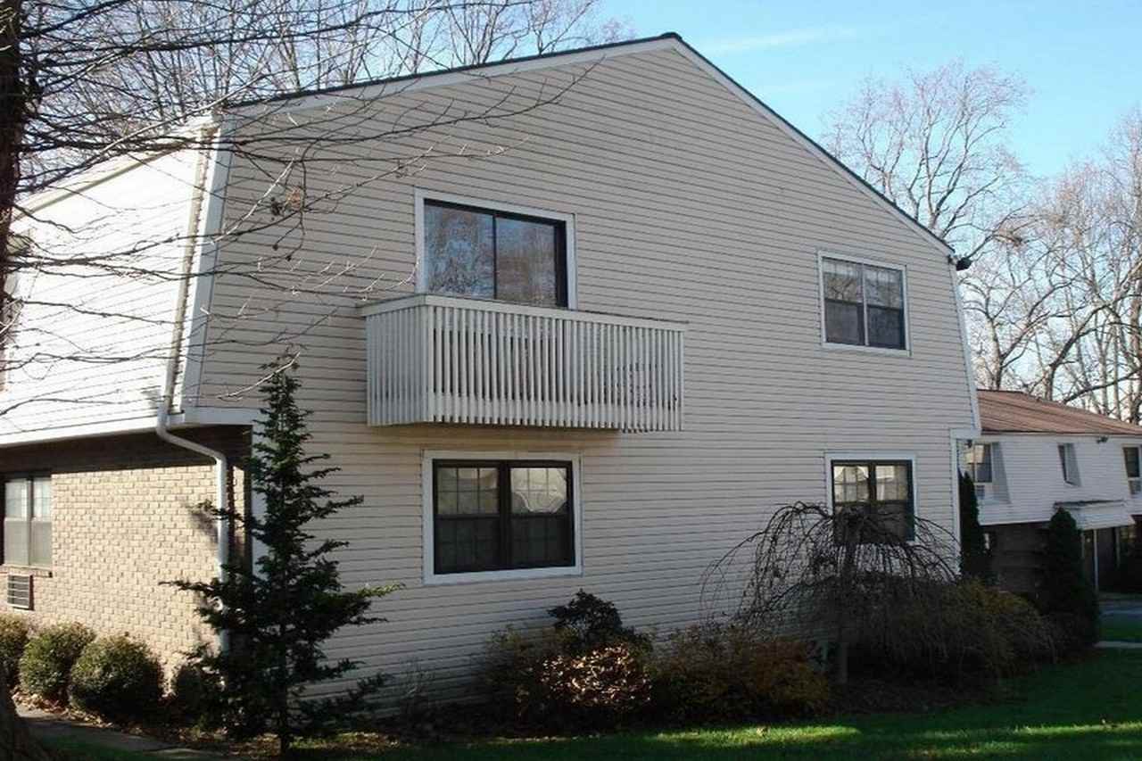 21 Enid St #C - Photo 2 of 11