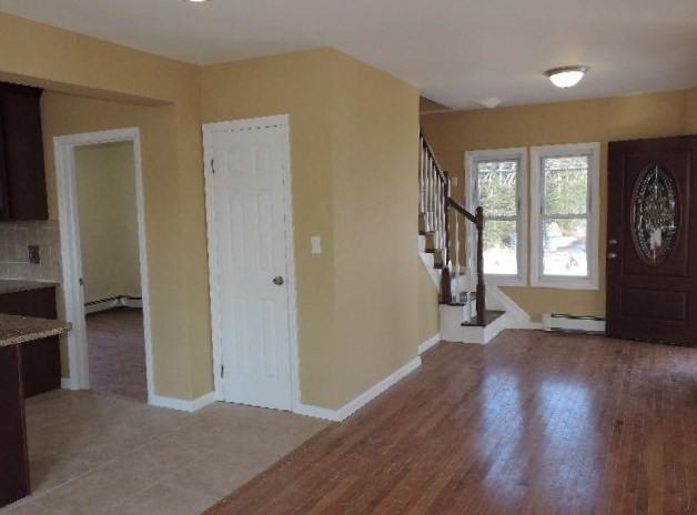 1000 Clinton Pl - Photo 3 of 18