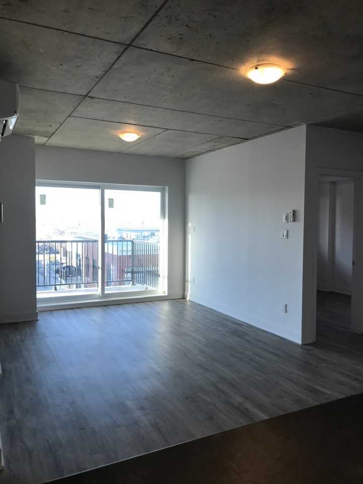 1199 Boulevard Shevchenko - Photo 3 of 10