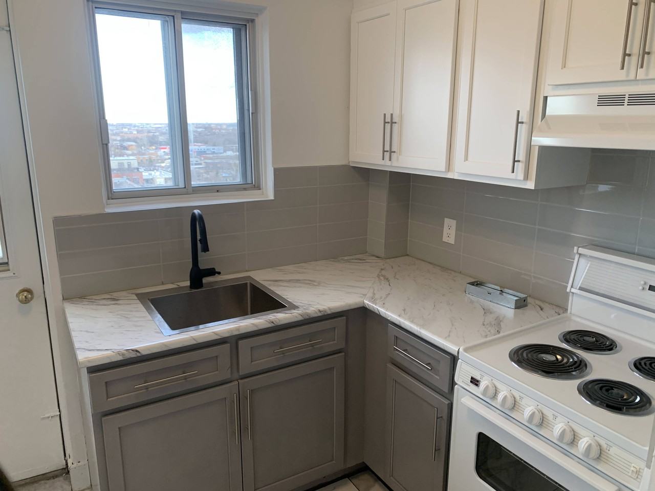 2665 Rue Frontenac #806 - Photo 3 of 15