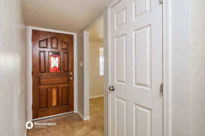7421 E Juarez St - Photo 3 of 16