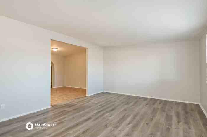 2741 W Canada St - Photo 3 of 16