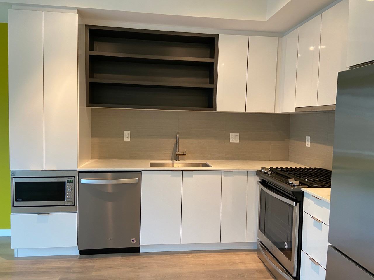 725 Marine Drive #220 - Photo 4 of 31