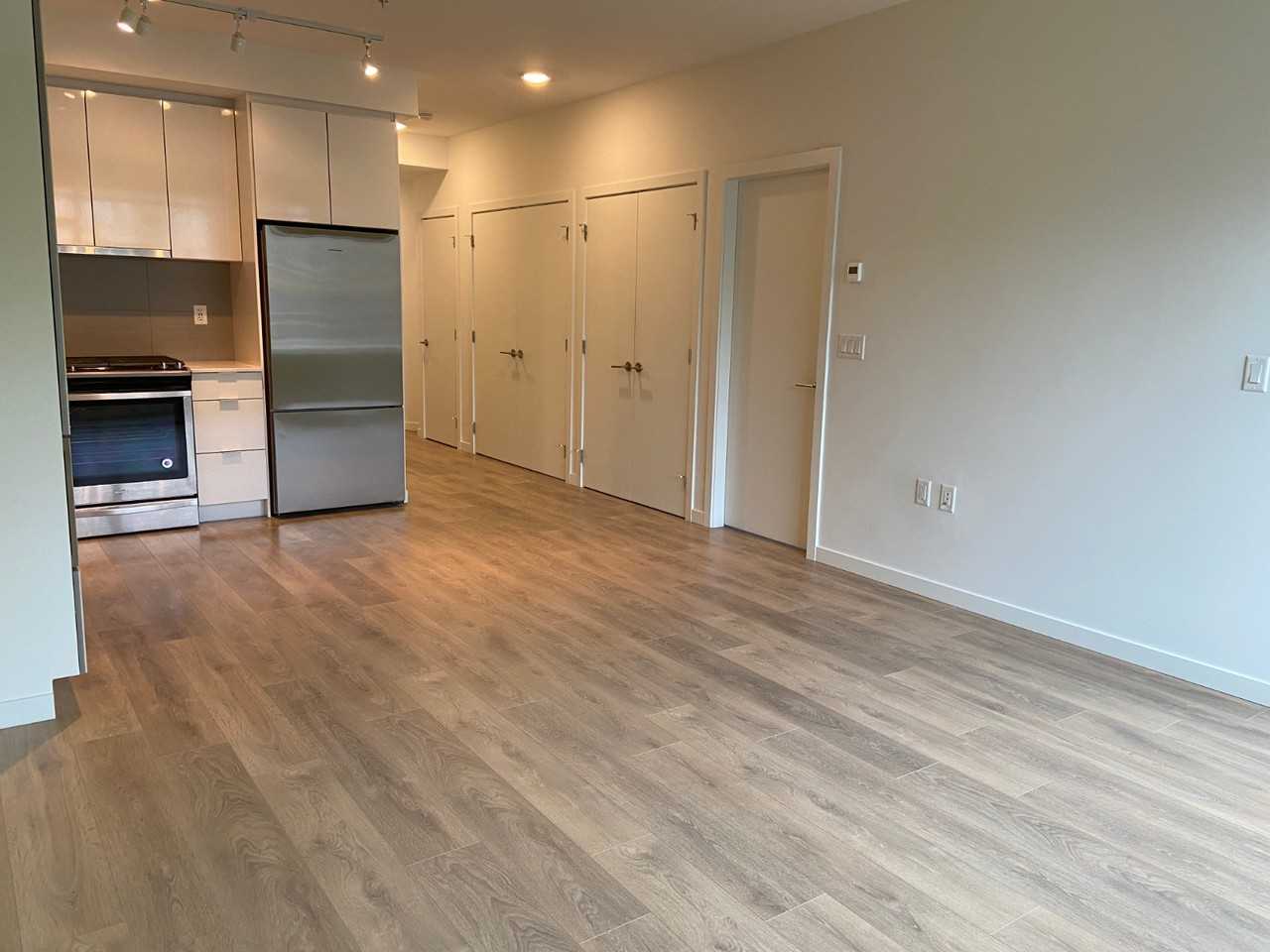 725 Marine Drive #220 - Photo 2 of 31