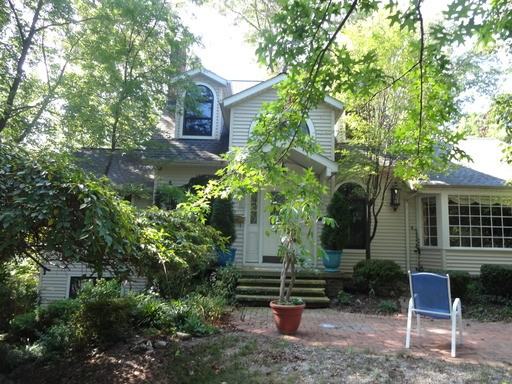 26527 Lake Rd - Photo 2 of 48