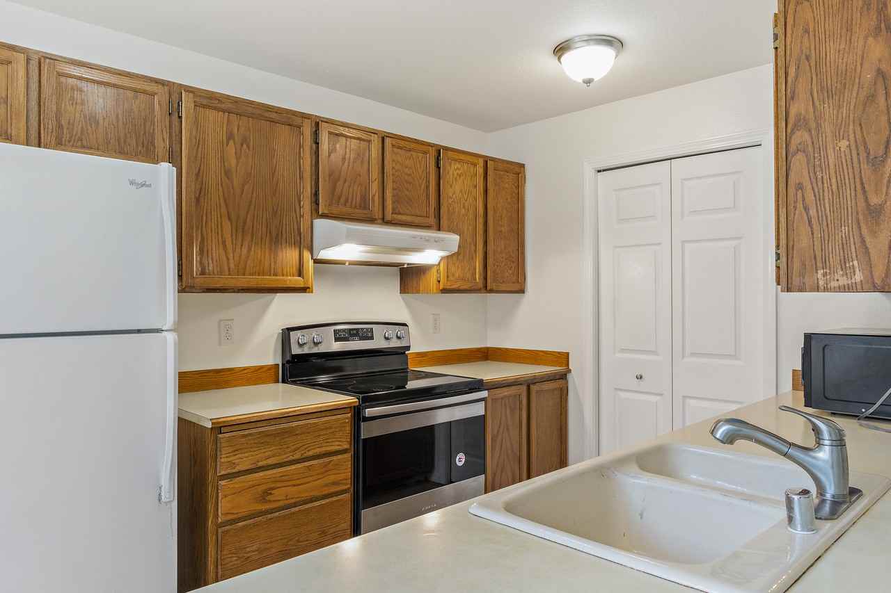 4219 212th Ave Ne #1 - Photo 3 of 22