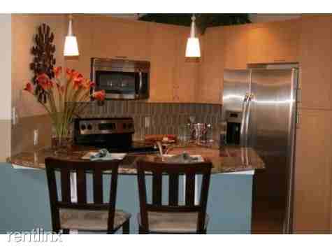 6601 S Westshore Blvd - Photo 2 of 3